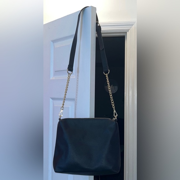 Steve Madden Black Gold Hardware Leather Crossbody Purse - Picture 2 of 9